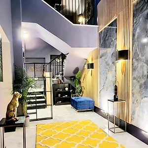 Boutique Suites Bed & Breakfast